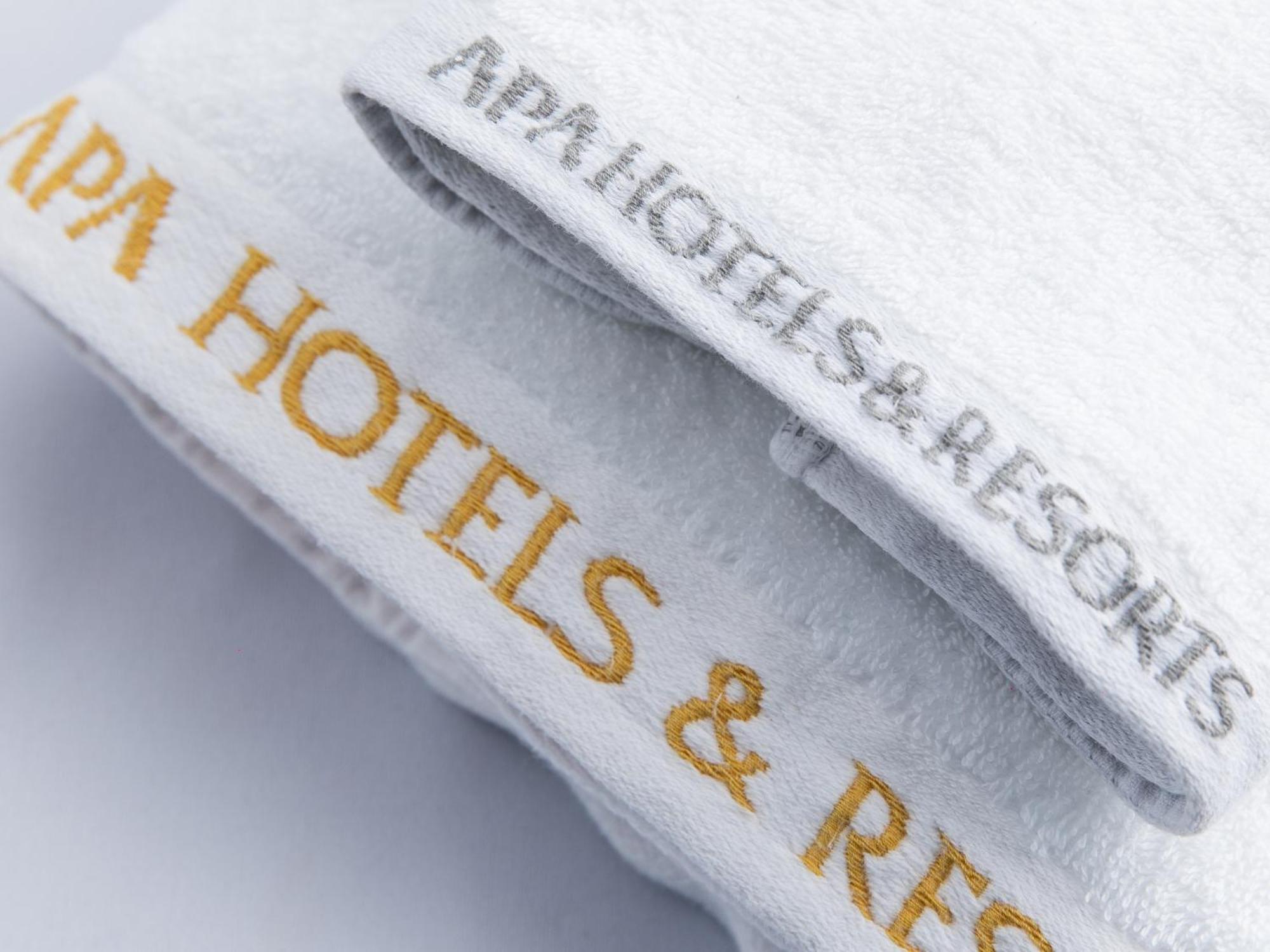 Apa Hotel & Resort Osaka Namba Ekimae Tower מראה חיצוני תמונה
